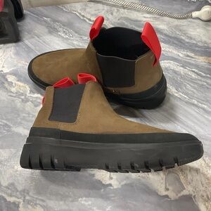 Mise the Chelsea Waterproof Boots Unisex Size M9 /9.5 / W10 10.5